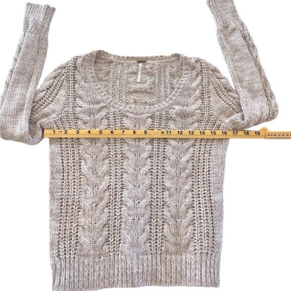 Free People Cable Knit Chunky Tan Sweater Scoop Neck Cotton Blend Size Small - Picture 6 of 9
